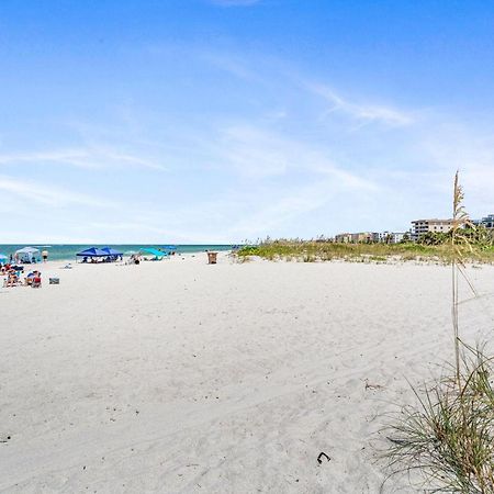 Beachfront Madeira Norte 세인트피트비치 외부 사진