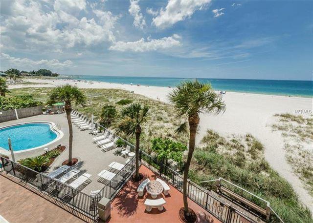 Beachfront Madeira Norte 세인트피트비치 외부 사진
